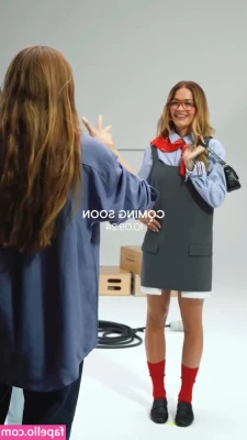 Rita Ora [ rita-ora ] - I got a new blanket and it’s so soft, fluffy and pairs well with my