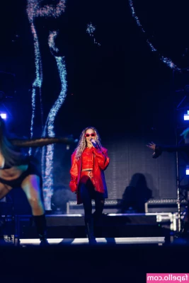 Rita Ora [ rita-ora ] - My big tits and I need you to play bb