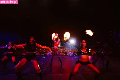 Rita Ora [ rita-ora ] - And bbygirl came back with fire and horny   who will take care of this part 1