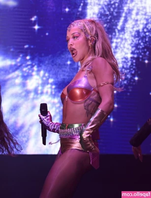 Rita Ora [ rita-ora ] - Creando contenido para ustedes fueron subiendo las temperaturas y
