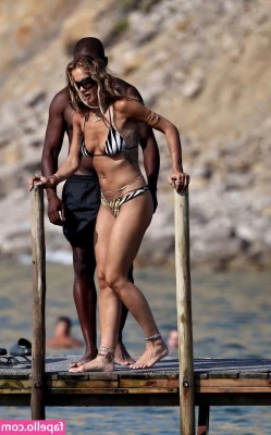 Rita Ora [ rita-ora ] - smol bad ass 🙃