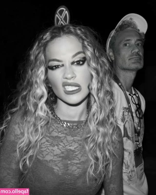 Rita Ora [ rita-ora ] - Acharam que as mídias com esse look tinha acabado  Tem muito mais