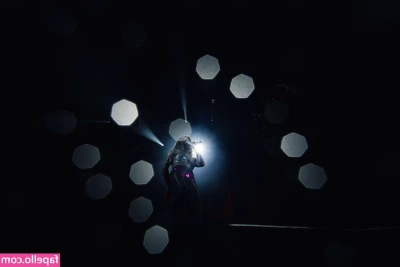 Rita Ora [ rita-ora ] - Rise and Shinnnnnne