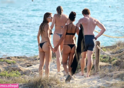 Rita Ora [ rita-ora ] - Wish you were here These tits need to be covered in something
