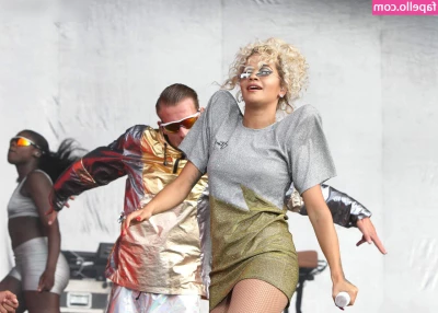 Rita Ora [ rita-ora ] - Si tu viens voir mes lives   c est ça que tu verra   et bien plus