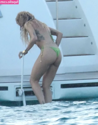 Rita Ora [ rita-ora ] - ## FITNESS MODEL 👉🏻@andreaskyfree 💯FREE💯🍑Fit body