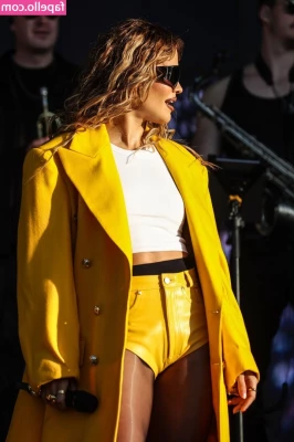 Rita Ora [ rita-ora ] - Serious dose of Milk !