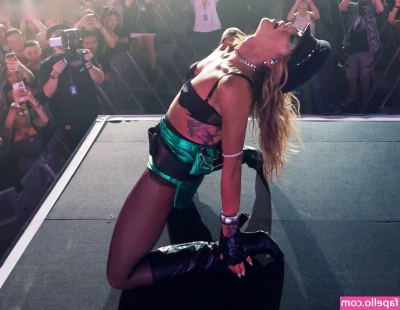 Rita Ora [ rita-ora ] - Naughty lil elf part 2
