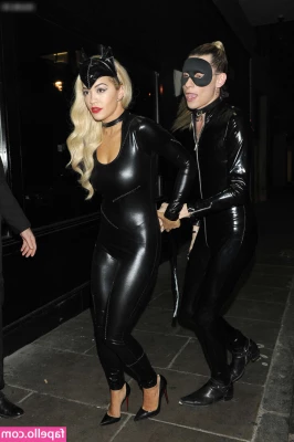 Rita Ora [ rita-ora ] - All alone on the bed, what are you gonna do about it ?