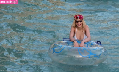 Rita Ora [ rita-ora ] - I m a sweet  but naughty woman waiting for a good time  I love to