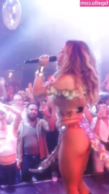 Rita Ora [ rita-ora ] - my ass is outta this world