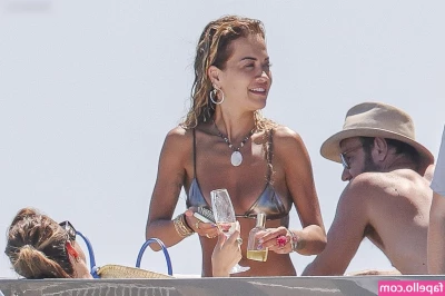 Rita Ora [ rita-ora ] - How deep can it go?!😱🤪