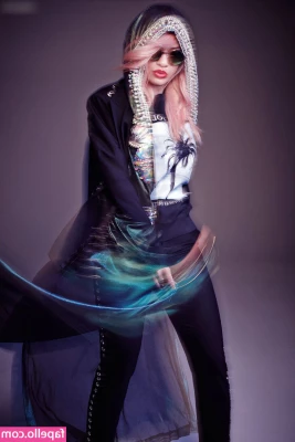Rita Ora [ rita-ora ] - Wanna take a dip with me in the pool