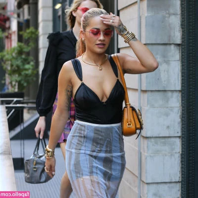 Rita Ora [ rita-ora ] - Vem mamar