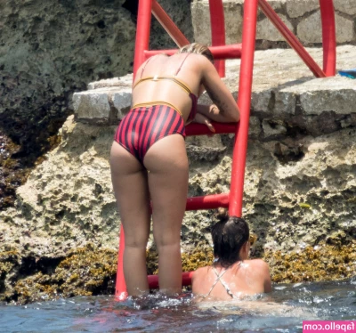 Rita Ora [ rita-ora ] - Surprise