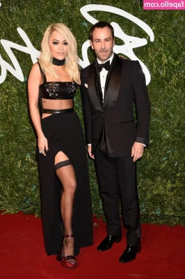 Rita Ora [ rita-ora ] - Com with me in the shower