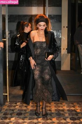 Rita Ora [ rita-ora ] - Freebie  Here s a throwback to the summer when the lovely Natasha