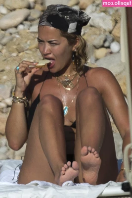 Rita Ora [ rita-ora ] - I got a massage today  Here I am waiting for my rubrown