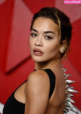 Rita Ora [ rita-ora ] - This booty needs someone to spank her very well😈Are you ready to