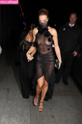 Rita Ora [ rita-ora ] - เร องราวใหม อยากทำคล ปเร
