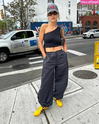 Rita Ora [ rita-ora ] - Would you pound me from behind?