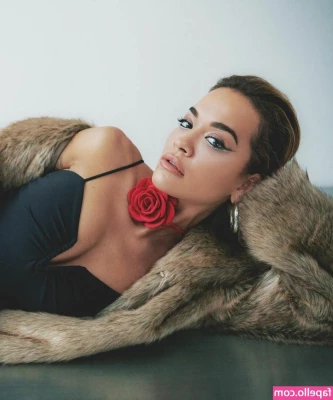 Rita Ora [ rita-ora ] - a picture of me so you can show santa exactly what you want for