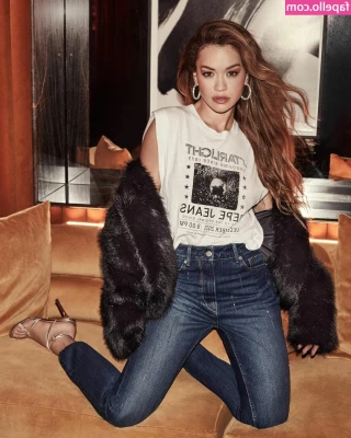 Rita Ora [ rita-ora ] - Metalická sukně