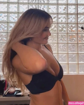 Rita Ora [ rita-ora ] - STRIP TEASE IN THE MORNING     5 05 MINUTES