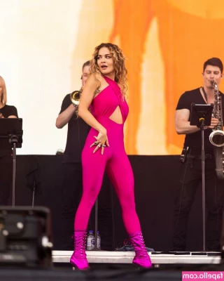 Rita Ora [ rita-ora ] - feeling frisky