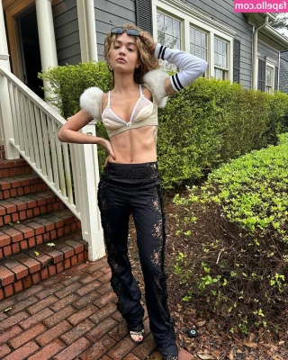 Rita Ora [ rita-ora ] - LET'S TALK AND LET'S HAVE FUN 😈🔞🆓🖤 @JUICYMAYA