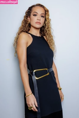 Rita Ora [ rita-ora ] - After a long day of work  went home to relieve some stress out  Lmk