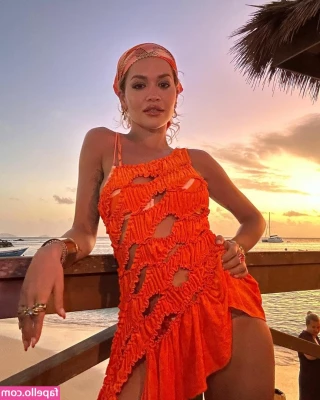 Rita Ora [ rita-ora ] - Tell me you like my body