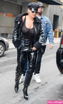 Rita Ora [ rita-ora ] - 𝐇𝐞𝐲, 𝐣𝐮𝐬𝐭 𝐬𝐨 𝐜𝐮𝐫𝐢𝐨𝐮𝐬