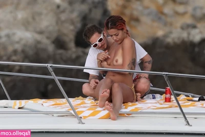 Rita Ora [ rita-ora ] - 😈😈😈 text me if you eant to have fun