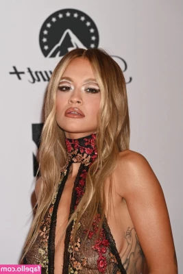 Rita Ora [ rita-ora ] - Tell me how small is your cock and I'll tell you how long you'll stay