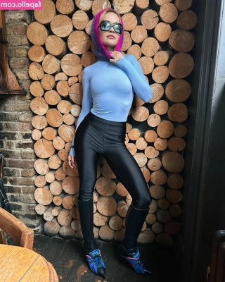 Rita Ora [ rita-ora ] - New me in thigh high boots  amp  gloves  pics  OnlyFans  boots 