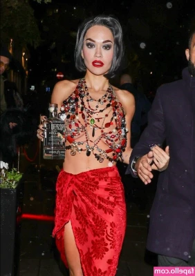Rita Ora [ rita-ora ] - It looks so juicy
