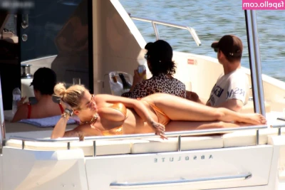 Rita Ora [ rita-ora ] - Morning.... Hit like and you will get the VIDEO