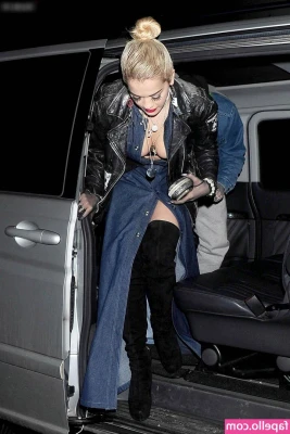 Rita Ora [ rita-ora ] - Bad Jokes 🤮: I had to tell a bad joke with my legs spread on live