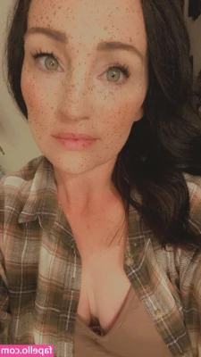 Rachierach429 - It’s so chilly this morning!! Who wants to cum play with me