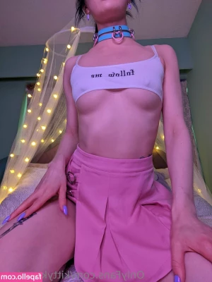 kittykass-free - Oh hi  Send tips for tits
