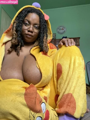MoodyTaylor - Rawr  I m a Dragon