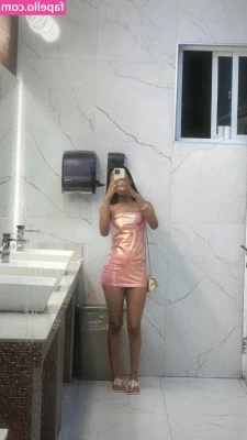 Annakacia [ annakacia-1 ] - I go out for a walk and gather some blackberrys   Would you want to