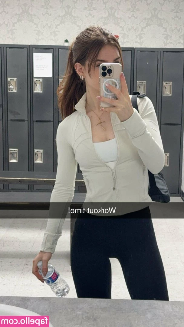 Giulia Bruno [ giulia-bruno ] - If I had a bf he’d just get titty pics all day