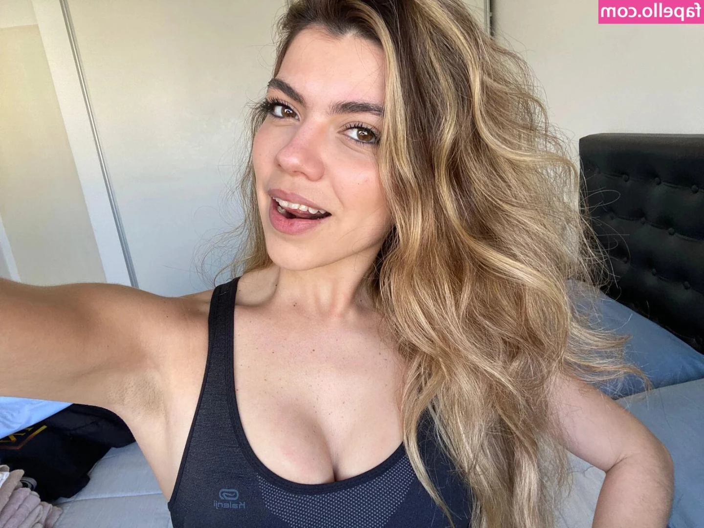 Lorena Fel [ lorena-fel ] - I know I know - but I ended up driving a car all day again today and
