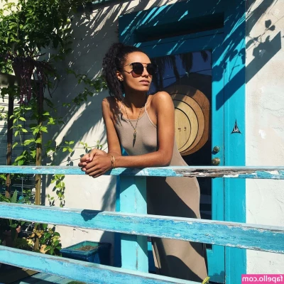 Maisie Richardson-Sellers [ maisie-richardson-sellers ] - Morning clean up from the load i just took  Wont be the last one of