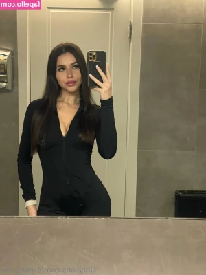 Dream_Viki [ dream-viki ] - Swipe to bend me over baby
