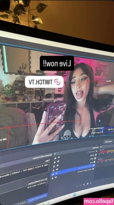 yumiiichu - who wants a dick rating  message me