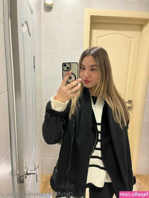 ksenia_a [ ksenia-a ] - 🔥🔥🔥HOTTIE ALERT🔥🔥🔥  Oh baby, @lil_jade just opened