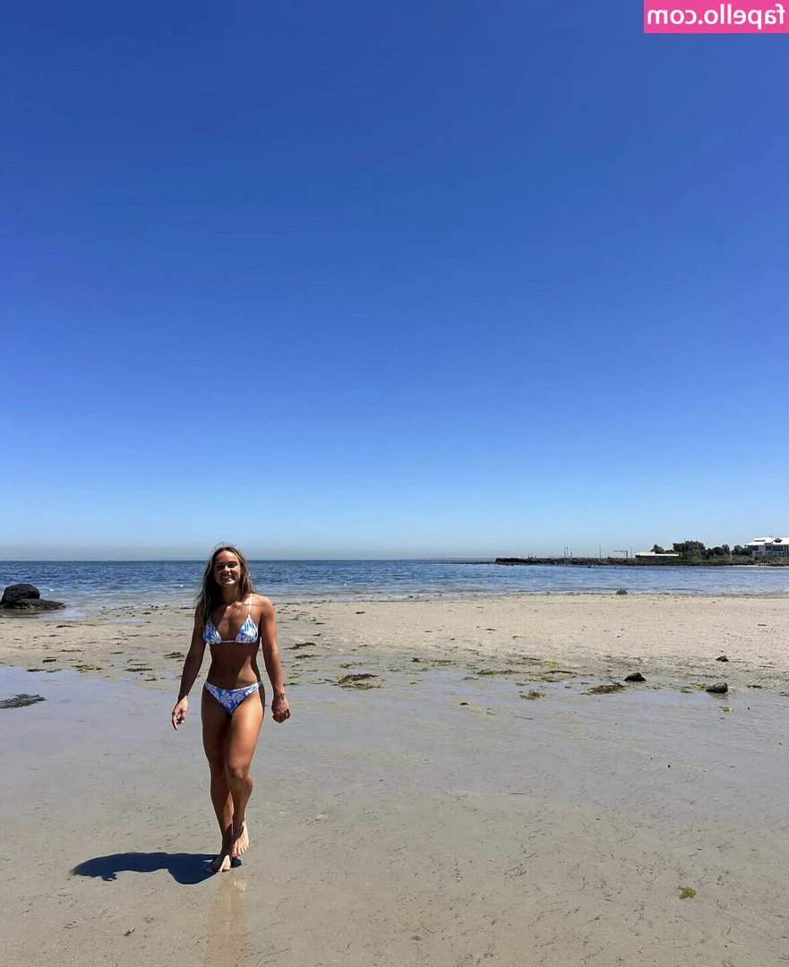 Jasmyn Smith [ jasmyn-smith ] - Boo